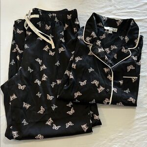 Como Black Butterfly Sleep Pajamas Set
